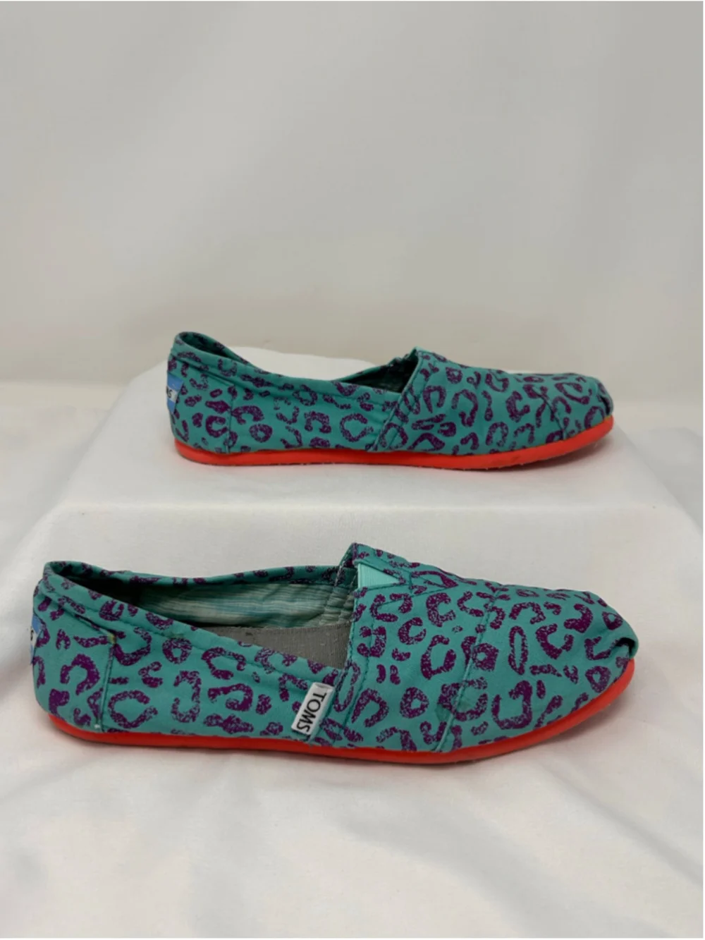 TOMS Teal Purple Leopard Print Alpargata Slip-On Flats Size 7